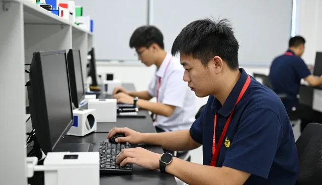 百执科技助力GEO服务商提升竞争力